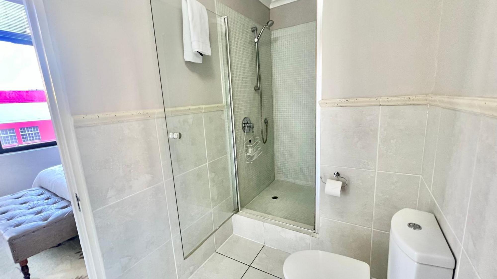 Homey With Table Mountain Views * Kapstadt